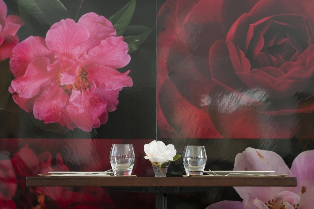 La Casa De Las Camelias Busto 外观 照片