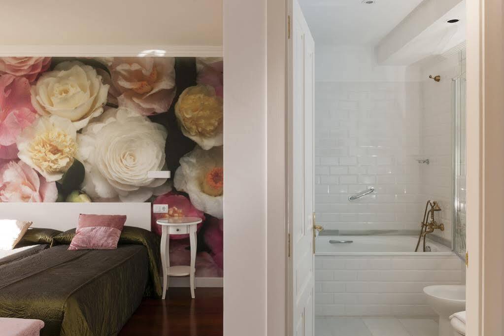 La Casa De Las Camelias Busto 外观 照片
